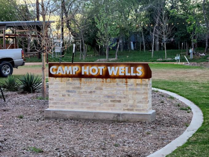 3 Bdr 2 Bth Downtown Free Parking At The Alamodome Holiday home *